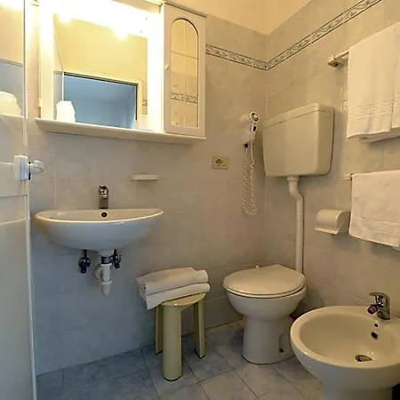Savoia מלון 3*